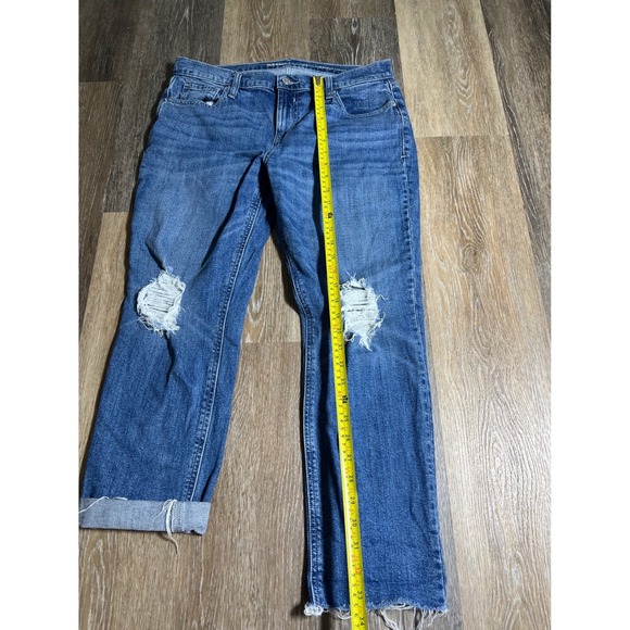 Old Navy Boyfriend Straight Jeans Womens 10 Blue Good Distressed Ripped Raw Hem - Picture 8 of 9